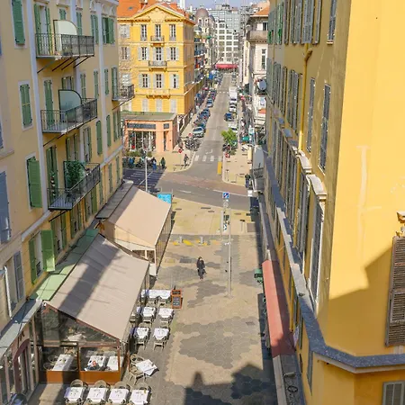 Azurappart Brilliant 2room, Massena *