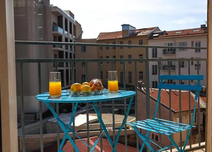 Azurappart Brilliant 2room, Massena Appartamento