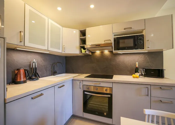 Lejlighed Azurappart Brilliant 2room, Massena *