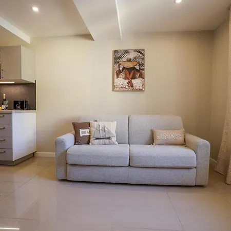 Apartmán Azurappart Brilliant 2room, Massena *
