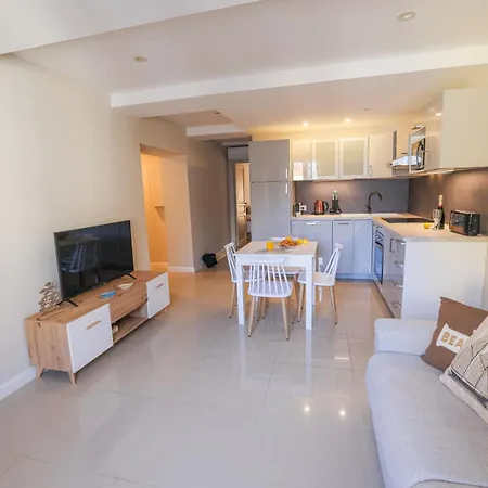 Apartment Azurappart Brilliant 2room, Massena Nice