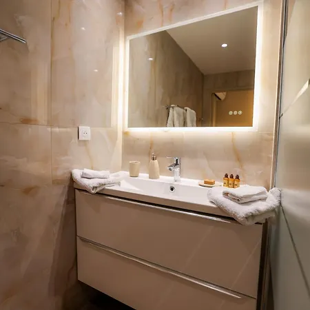 Azurappart Brilliant 2room, Massena * Nice