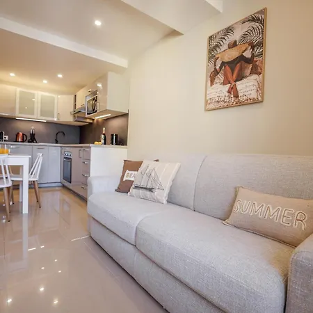 Azurappart Brilliant 2room, Massena * Nice